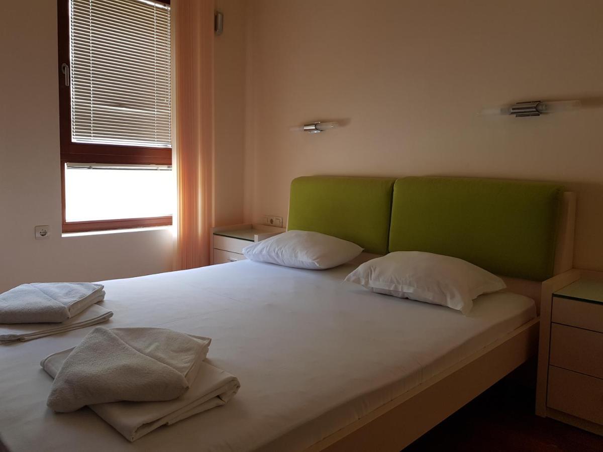 Apartment Golden Sands Rentals Apartments