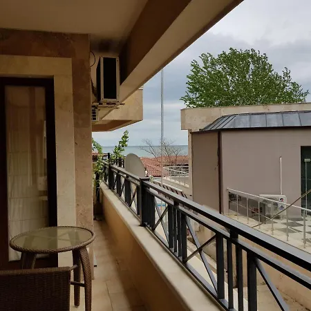 Golden Sands Rentals Apartments Exterior foto