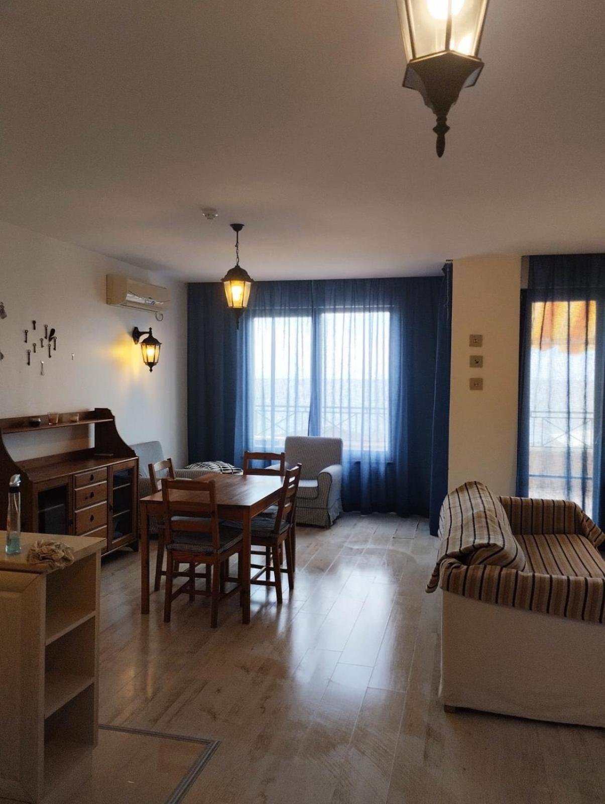 Golden Sands Rentals Apartments Apartment *