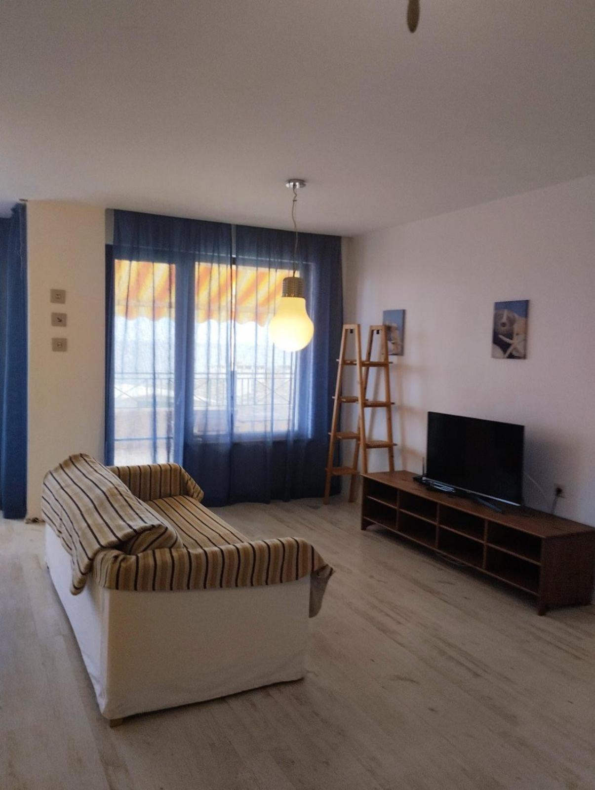 Golden Sands Rentals Apartments *