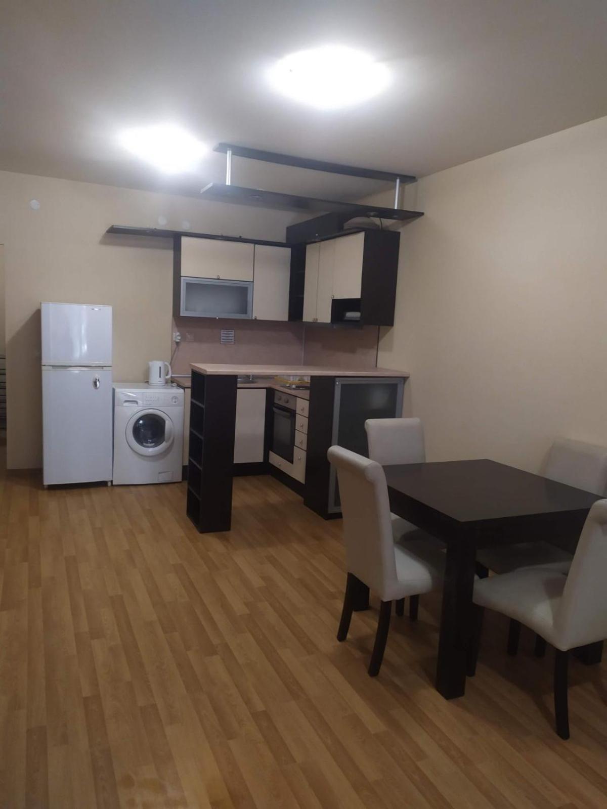 Apartment Golden Sands Rentals Apartments