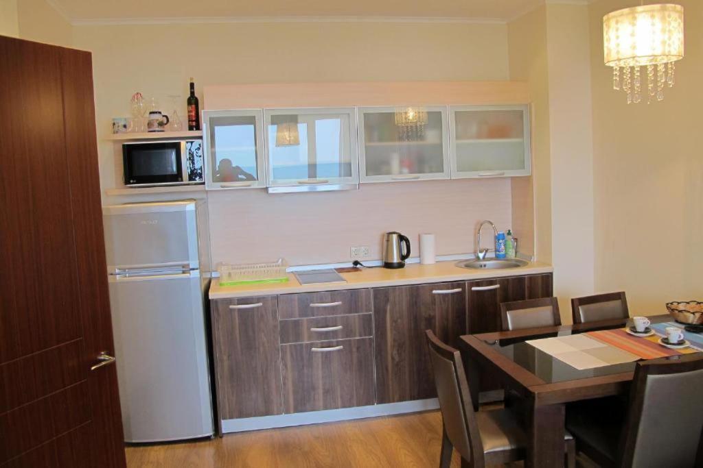 Golden Sands Rentals Apartments Apartment